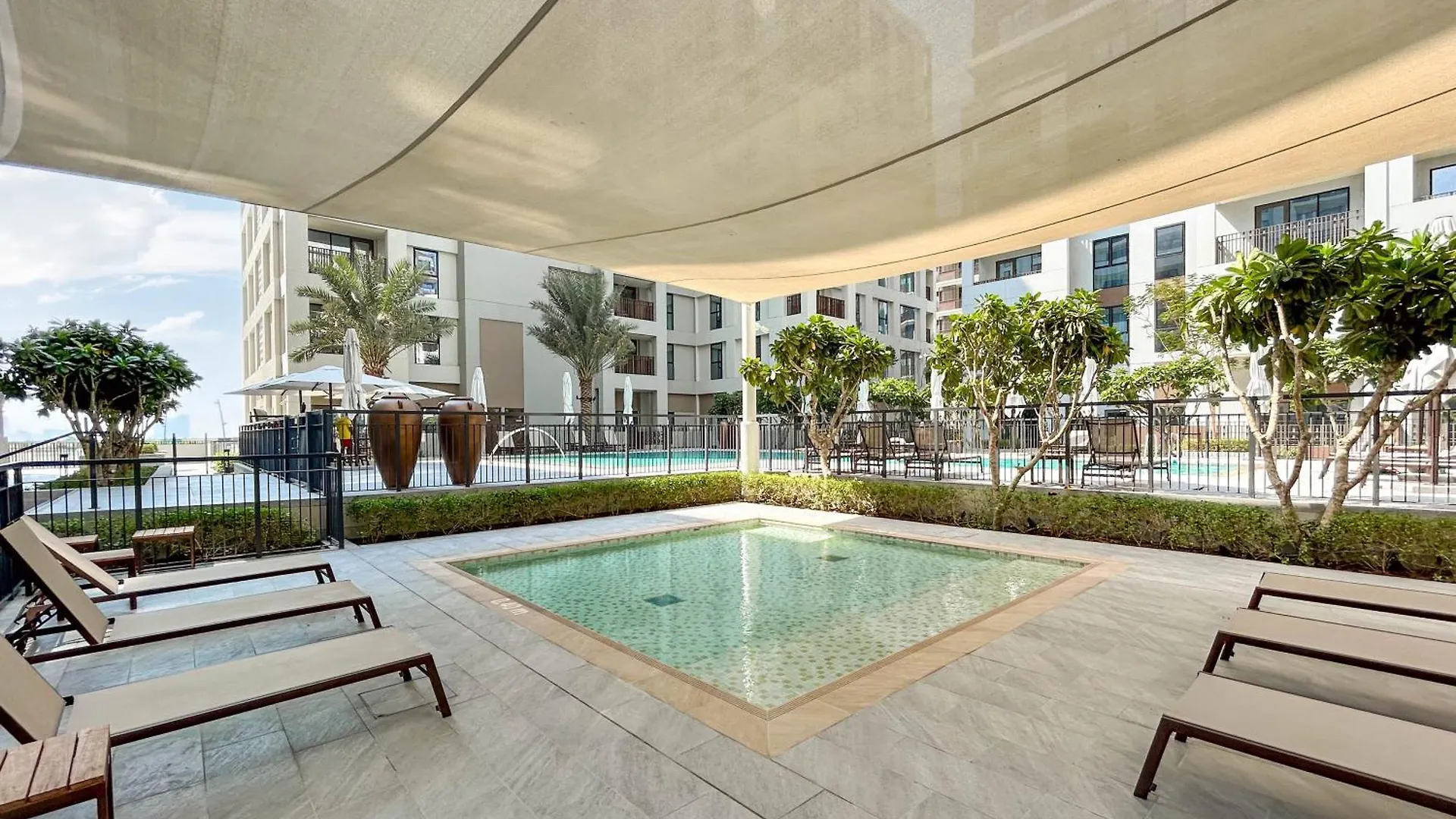 Chic Bright Home In Creek Beach With Lagoon Access Dubai Apartment